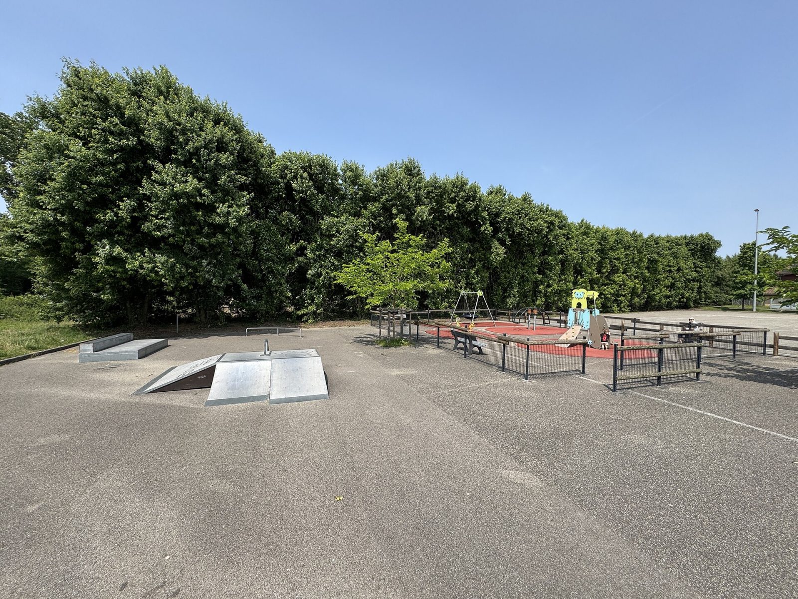 Skatepark Estrablin – photo 2