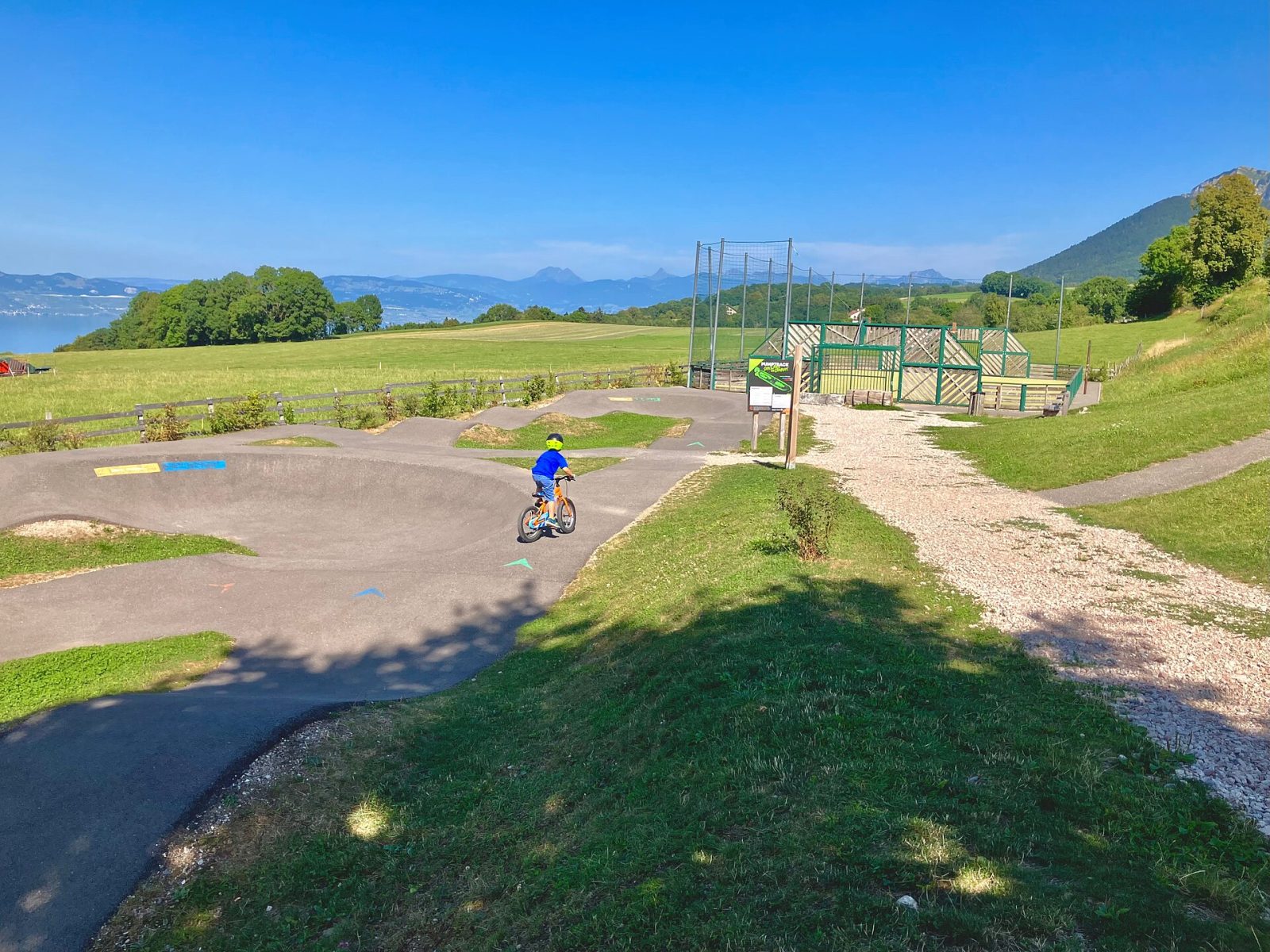 Pump track in Saint-Paul-en-Chablais